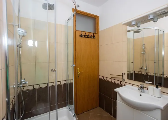 Villa House Olive Tree *