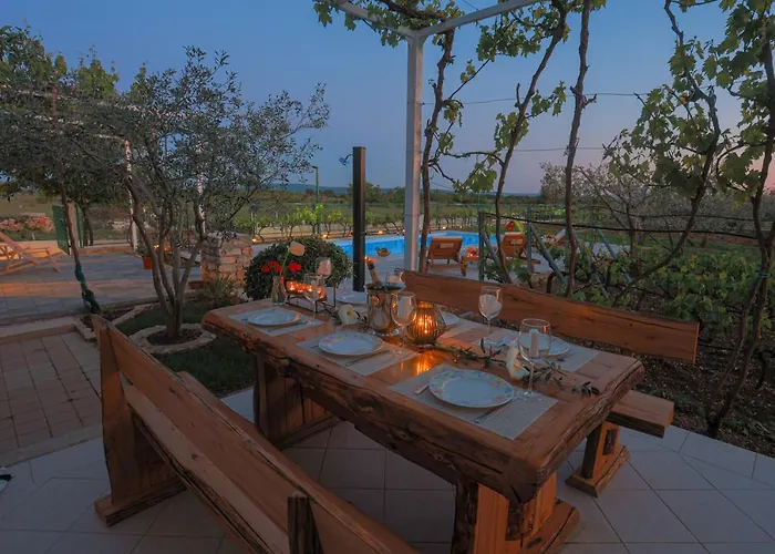 Villa House Olive Tree *